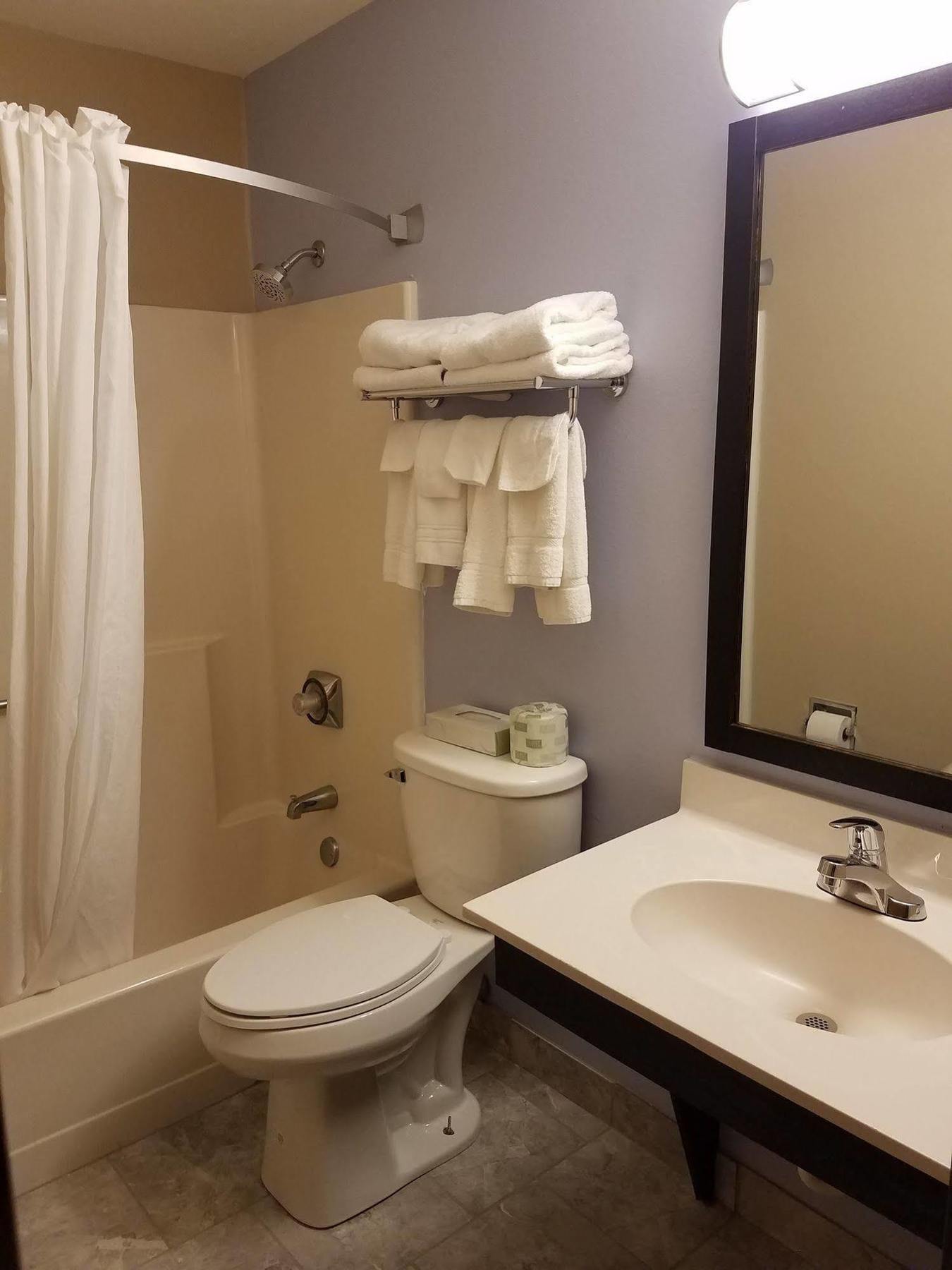 Super 8 By Wyndham Cromwell/middletown Cromwell